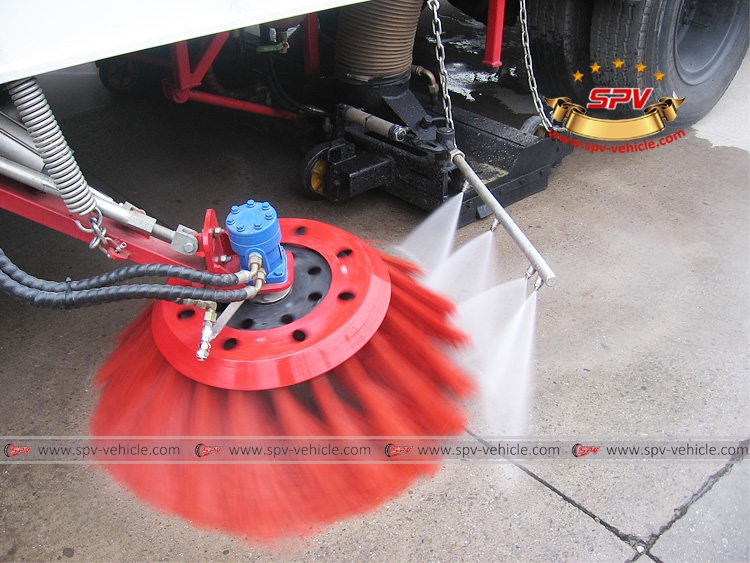 Street Washing Truck-Working Photo